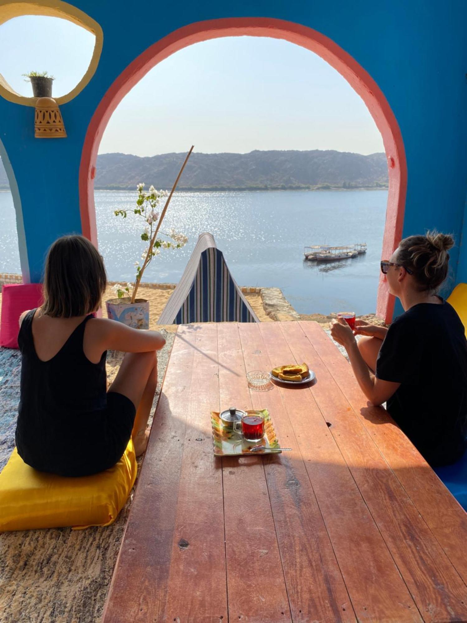 Heissa Hostel Aswan Buitenkant foto
