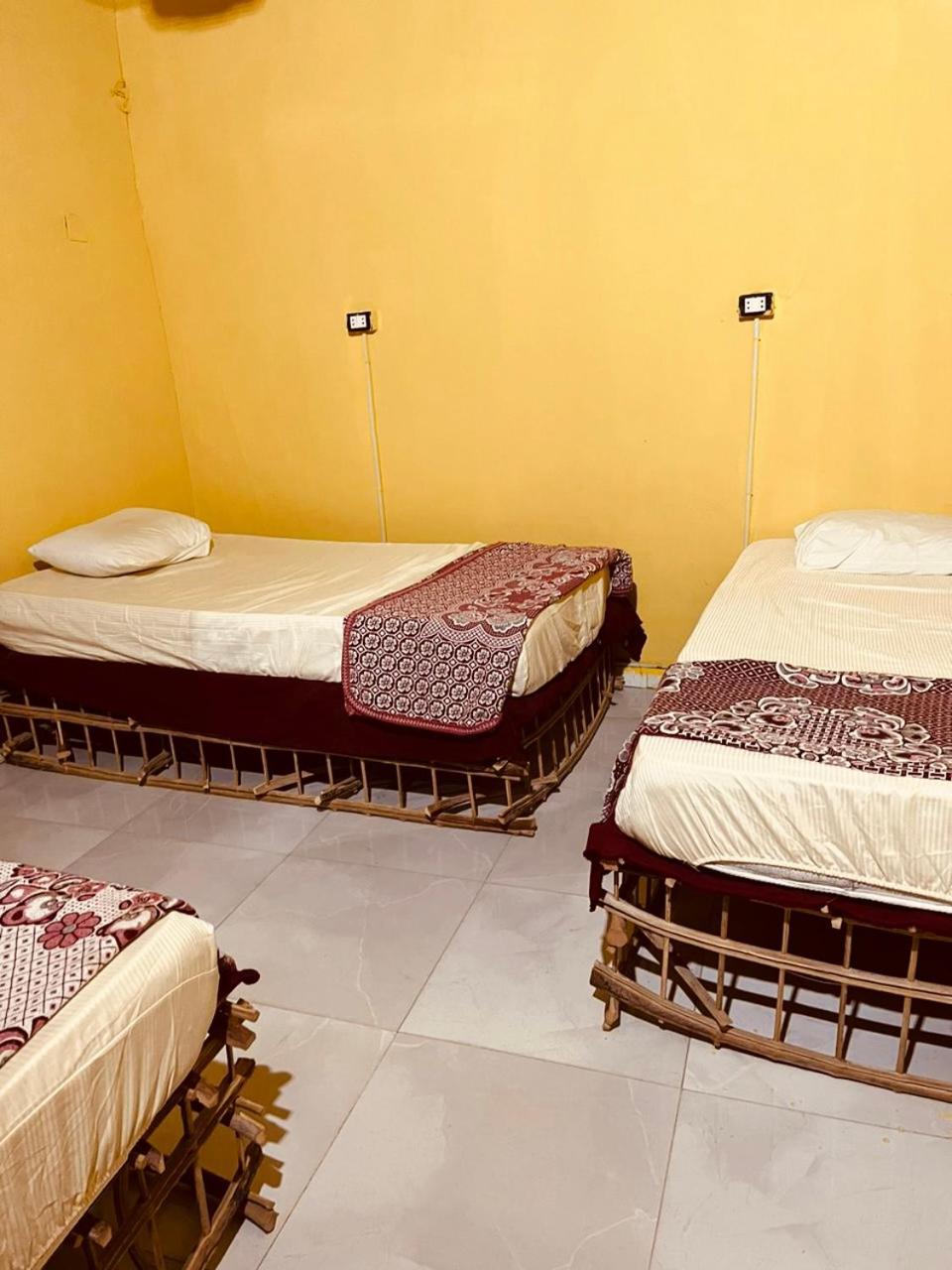 Heissa Hostel Aswan Buitenkant foto